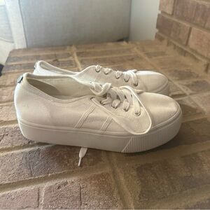 Steve Madden White Platform Canvas Sneakers - Women's Casual Lace-Up